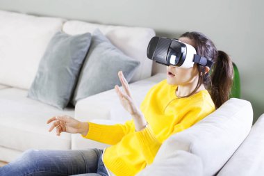 Sanal gerçeklik eğlenmek