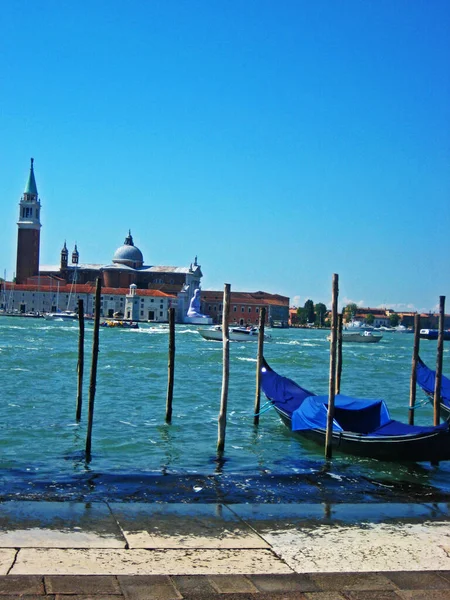 Blauwe Gondels Venetië Kust Italië — Stockfoto