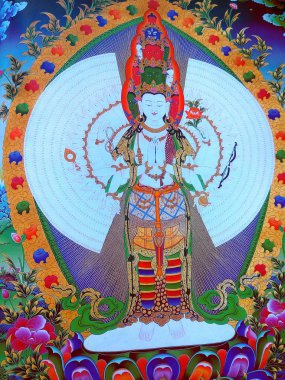 Avalokitesvara reenkarnasyonudur ve Mahayana Ideal in uyanmış olmak, bütün varlıkların yararına çalışma Bodhisattva, özü var. Chenrezig Tibet, Çin Japonya ve Kuan-yin kannon olarak bilinen. 
