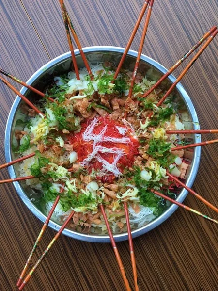 Usher Ano Novo Chinês Com Este Colorido Yee Sang Prosperity — Fotografia de Stock