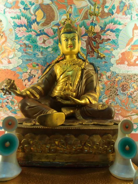 Guru Rinpoche Och Han Vördas Allmänt Som Andra Buddha Anhängare — Stockfoto