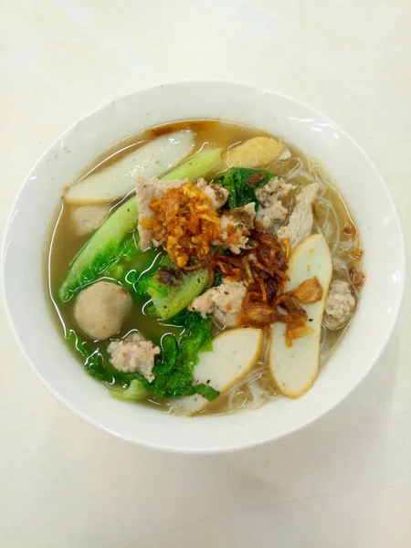 Dit Traditionele Maleisische Chinese Vis Bal Noodle Soup Met Een — Stockfoto