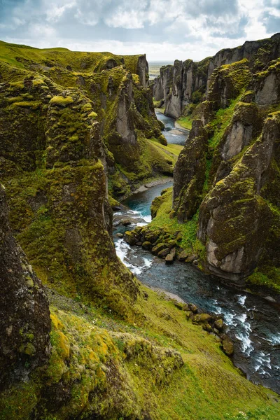 Фьярглюр Исландский Каньон — стоковое фото