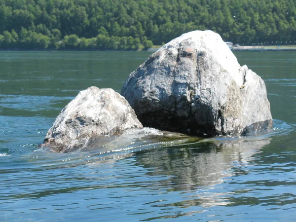Baikal Shaman Πέτρα Στην Πηγή Του Ποταμού Angara — Φωτογραφία Αρχείου