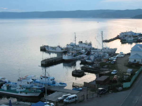 Marina Aan Het Meer Van Baikal Avond Listvyanka Dorp — Stockfoto