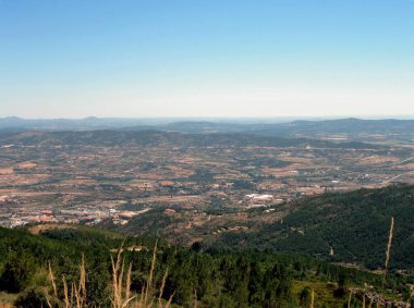 Serra da Estrela Dağları güneşli bir günde Portekiz