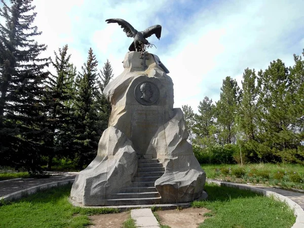 Tombe Russe Célèbre Voyageur Russe Nikolaï Mikhaïlovitch Prjevalski Karakol Kirghizistan — Photo