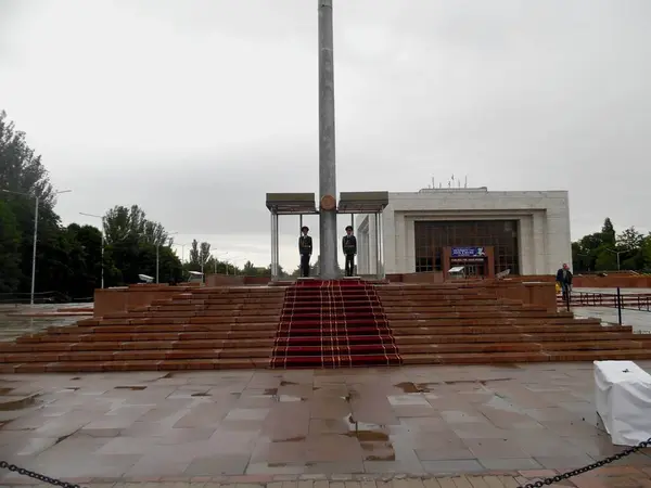 Kirguistán Biskek Plazas Centrales Ciudad — Foto de Stock