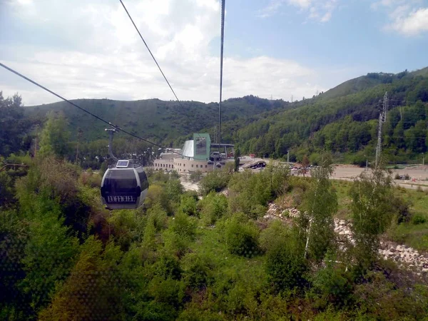 Kasachstan Medeo Chimbulak Seilbahn — Stockfoto