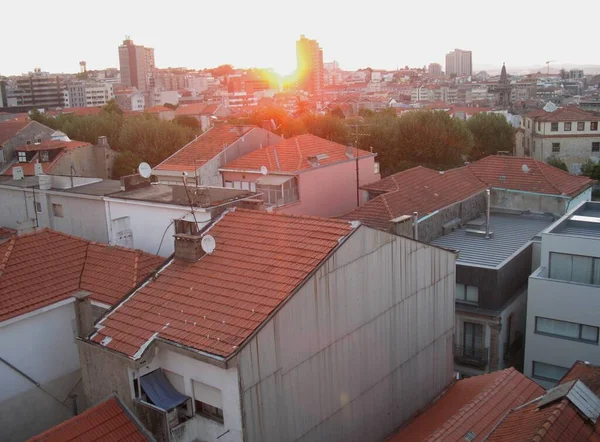 Salida Del Sol Sobre Los Tejados Ciudad Vieja Oporto Portugal — Foto de Stock