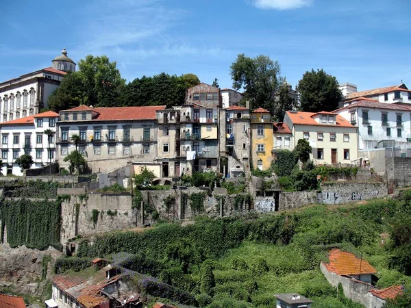 葡萄牙 波尔图 市中心的贫民窟 — 图库照片