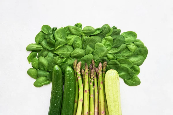 Abstract Tree Made Green Vegetables Flat Lay Asparagus Spinach Cucumber — Stock Photo, Image