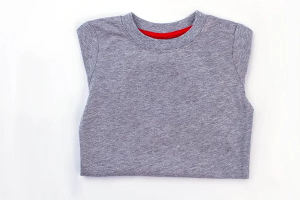 Gri katlanmış pamuk bebek bezi. Arka plan beyaz izole.