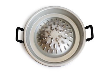 Üst görünüm Pan ocağı ızgarası Thai Barbeküsü kırpma yolu ile beyaz zemin üzerinde izole edilmiş, Tayland usulü barbekü