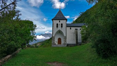Santa Elena 'nın güzel Hermitage' ı Huesca 'daki Tena Vadisi' nde