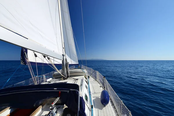 Luxury yacht at sea race — Stock Photo, Image