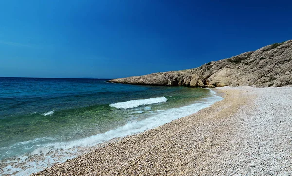 Vista Hermosa Playa Con Acantilados Rocosos Mar Mediterráneo —  Fotos de Stock
