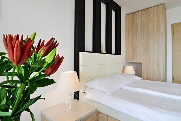 Modern Minimalistic Bedroom Interior — Stock Photo, Image