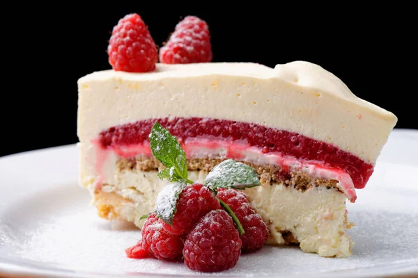 Savoureux gâteau au fromage à la framboise — Photo