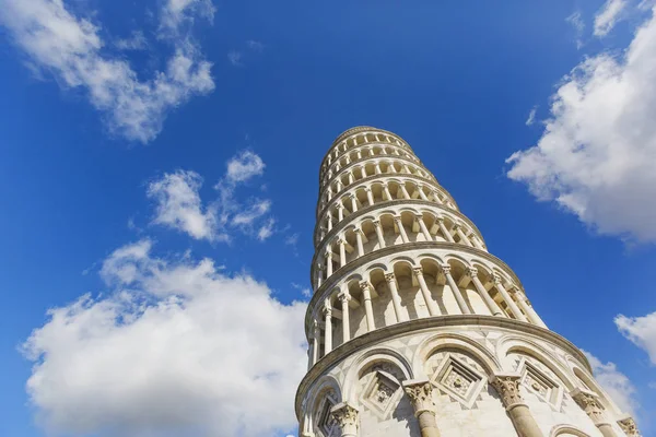 Pisa Kulesi Mavi Gökyüzü Arka Plan Üzerinde Talyan Simgesel Yapı — Stok fotoğraf