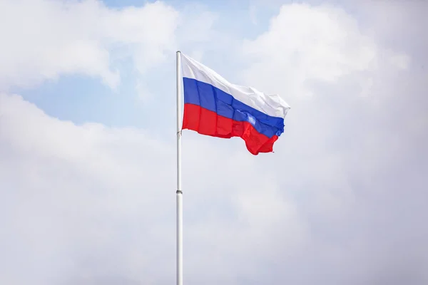 Bandera de Rusia. Tricolor: rayas blancas, azules y rojas —  Fotos de Stock