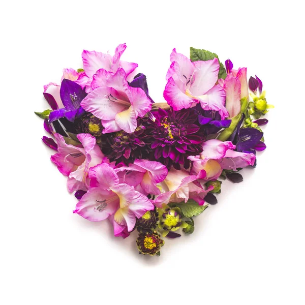 Coração Flores Gladiolus Dálias Isoladas Fundo Branco — Fotografia de Stock