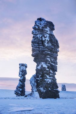 Ayrışma Manpupuner Yaylası, Komi Cumhuriyeti, Rusya üzerinde mesaj