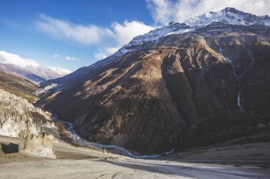 Tilicho Gölü, Himalaya Dağları Nepal'ız. Annapurna devre trek