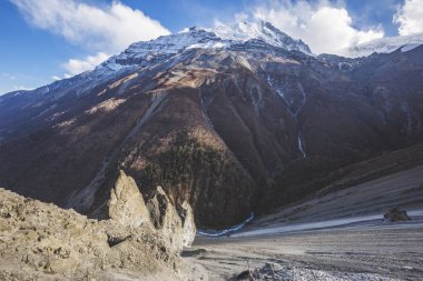 Tilicho Gölü, Himalaya Dağları Nepal'ız. Annapurna devre trek