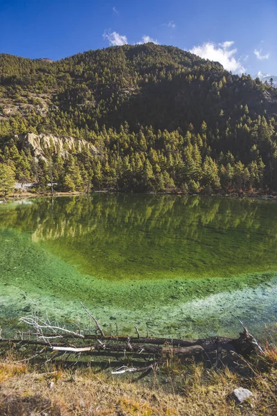 Lake Mricho Tal Water Emerald Color Pisang Himalaya Mountains Nepal — Stock Photo, Image