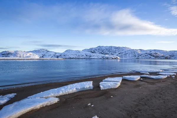 Guba Voronya, bahía del mar de Barents. Península de Kola paisaje — Foto de Stock