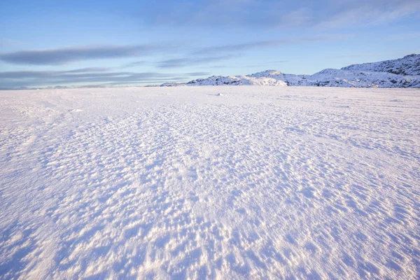 Sneeuw woestijn. Kola Peninsula winter landschap — Stockfoto