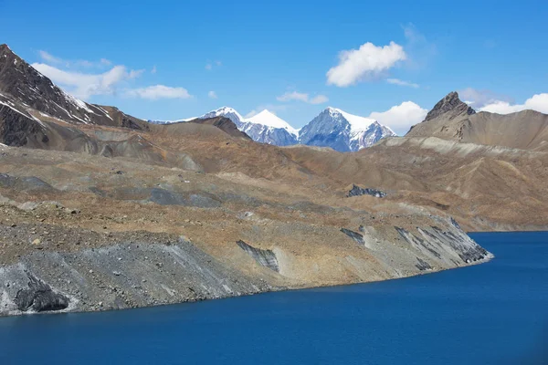 Lago Tilicho. Nepal, circuito de Annapurna trek — Foto de Stock