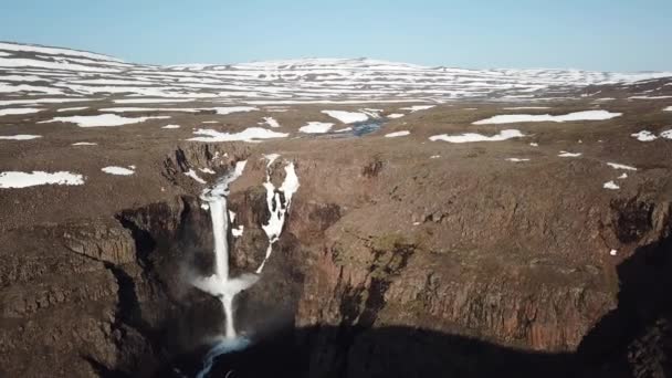 Metr Dvoustupňový Vodopád První Pravý Přítok Řeky Hikikal Putorana Plateau — Stock video