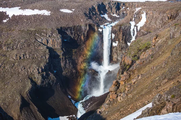 希基加尔河瀑布，普托拉纳高原，俄罗斯，西贝里 — 图库照片