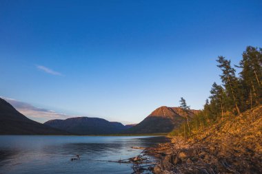 Putorana Platosu 'ndaki Lama Gölü, Taimyr. Rusya, Krasnoyarsk bölgesi