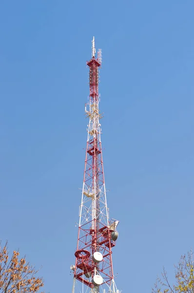 Cellular tower with antennas for connecting people by means of t