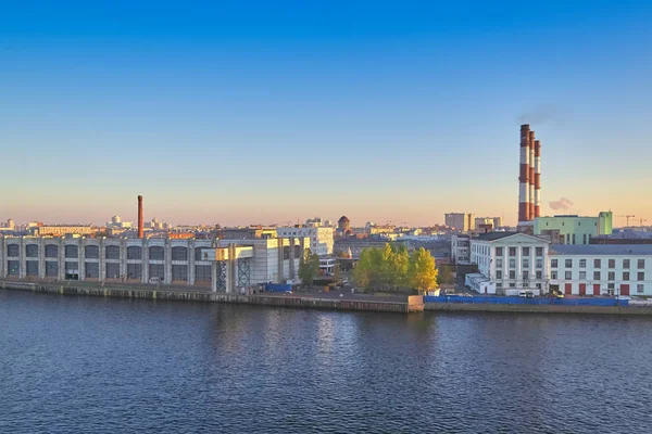 Uitzicht Dijk Van Vasilyevsky Eiland Sint Petersburg Stralen Van Ochtendzon — Stockfoto