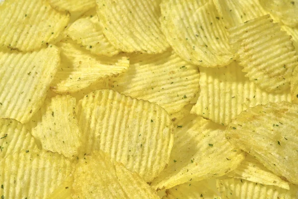 Corrugated Potato Chips Green Onions Close Food Texture — Stock Photo, Image