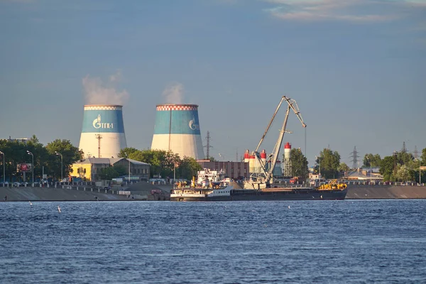 Sint Petersburg Rusland Juni 2018 Weergave Van Pravoberezhnaya Chpp Aan — Stockfoto