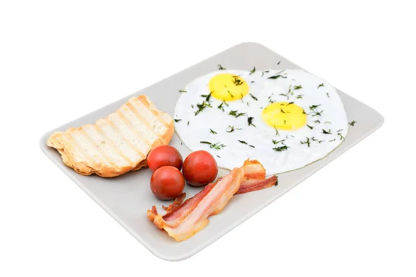 Europese Ontbijtbak Met Gebakken Eieren Spek Oven Tomaten Warme Toast — Stockfoto