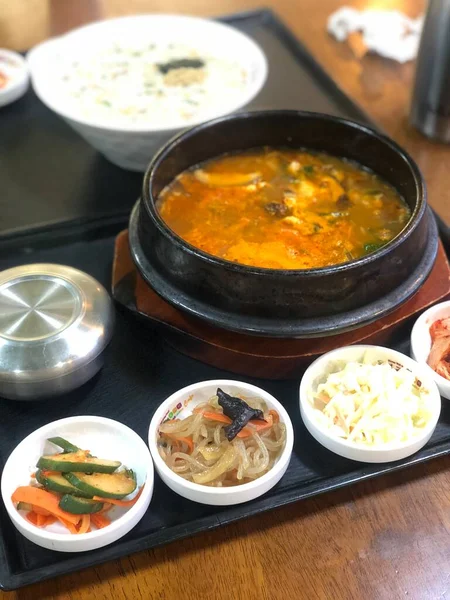 Comida Coreana Para Cenar —  Fotos de Stock