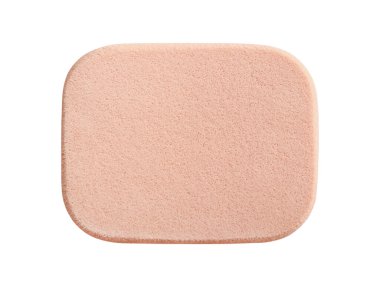 Makyaj süngeri beyaz arkaplanda izole edildi.