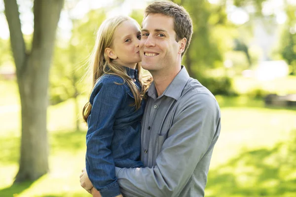 A father with daughter in summer park — Stock Photo, Image