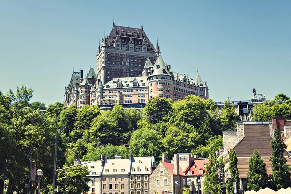 Hotel v Quebec City na léto — Stock fotografie