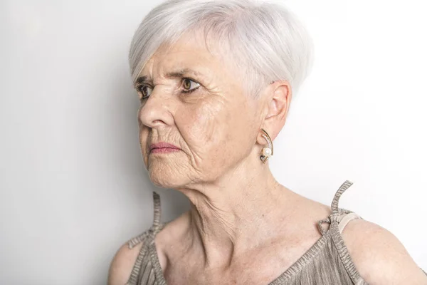 Twarde portret Senior kobiety — Zdjęcie stockowe