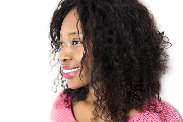 Bom afro americano preto no estúdio fundo branco — Fotografia de Stock