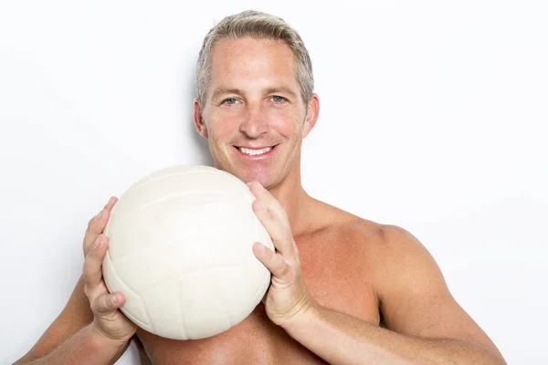 Beach volleyballer Studio schot over Wit — Stockfoto