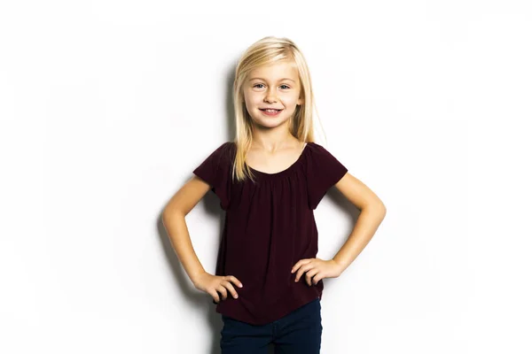 A Cute girl 5 year old posing in studio — Stock Photo, Image