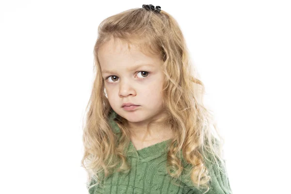 Egy kislány, a 3 éves elszigetelt fehér background — Stock Fotó